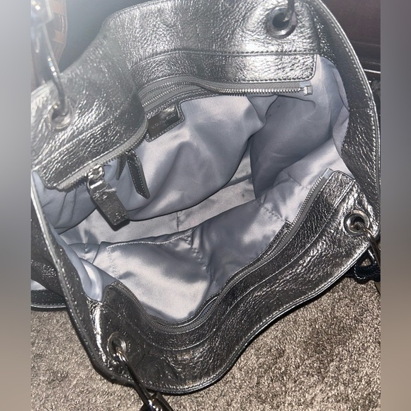 Michael Kors Metallic Silver/Black Leather Skorpios Tote - Picture 8 of 14